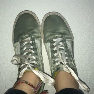 Woman’s Green Platform Vans
